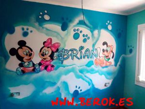 Mural Infantil Mickey Bebe Brian 300x100000