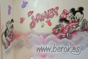 Mural Infantil Mickey Nombre Nina Janet Habitacion Infantil 300x100000