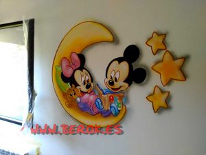 Mural Infantil Mickey Minnie Luna 300x100000