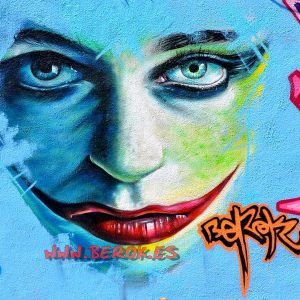 Graffiti Joker Chica 300x100000