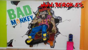 Graffiti Tienda Ropa Bad Monkey 300x100000