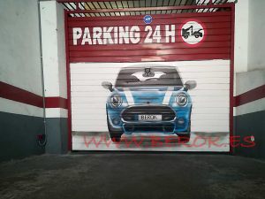 graffiti puerta parking coche