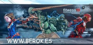 Graffiti Capitana Marvel Hulk Flash Fitness19 Castelldefels 300x100000