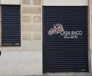 Graffiti Persiana Casa Baco El So Del Vi 300x100000