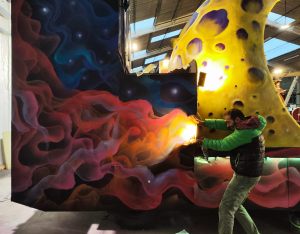 Graffiti Mural Decoracion Carroza Carnaval Nubes Universo Colores Kamehameha 300x100000