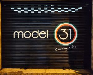 Rotulacion Persiana Model 31 Graffiti Logo 300x100000