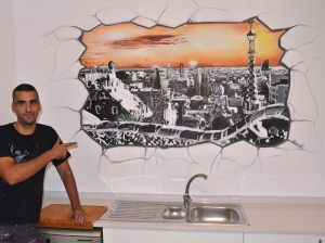 Decoracion Graffiti Mural Artistico De Pared Rota Con Vistas A Barcelona 300x100000