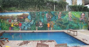 fachada-grafitti-piscina