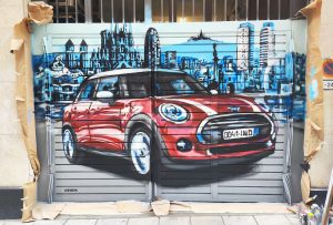 Graffiti Coche Parking Mini Rojo Skyline Barcelona 300x100000