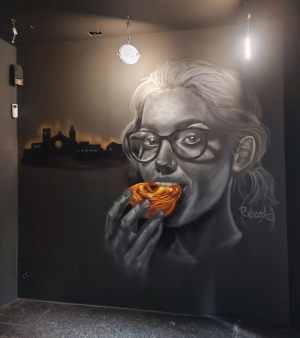 Murales Para Negocios Barcelona Pasteleria Portuguesa Pastel Chica Realista 300x100000