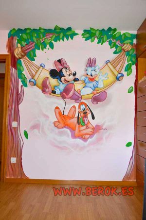 Mural Infantil Mickey Daisy Y Pluto 300x100000