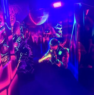 Mural Laser Tag Fluorescente Ciencia Ficcion 300x100000