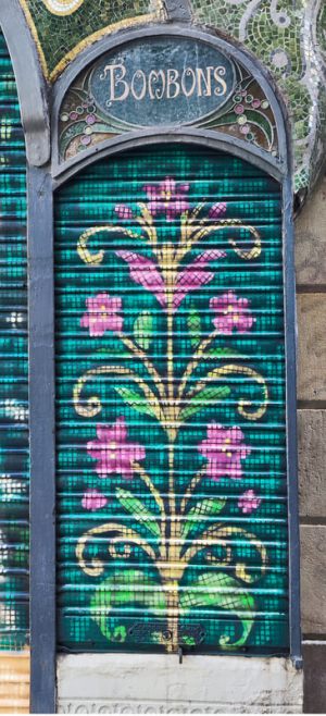 Graffiti Persiana Modernismo Modernista Flor Gaudi 300x100000